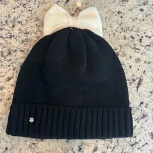 Kate Spade colorblock bow white black beanie NEW